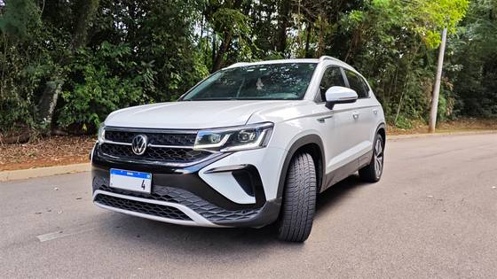 VOLKSWAGEN TAOS 1.4 250 TSI TOTAL FLEX HIGHLINE AUTOMÁTICO